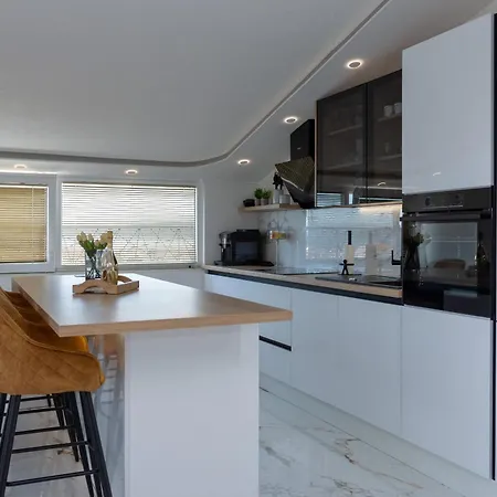 Appartement Adriano *